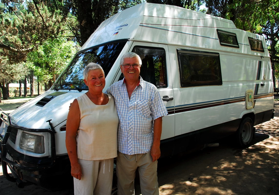 RB071.09AR Ulli und Barbara D Villa Belgrano 23.02.2009 RB071.09AR Ulli und Barbara D Villa Belgrano 23.02.2009