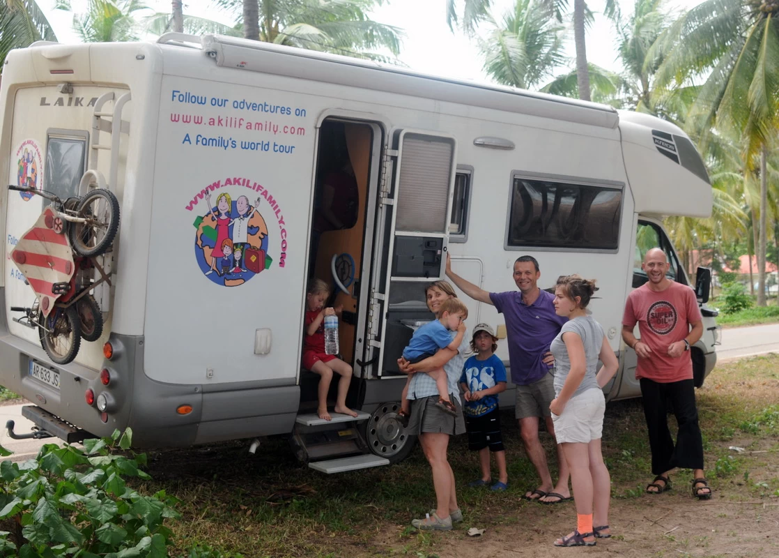 RB121.12 Akilifamily F Bankrut TH 06.2012 RB121.12 Akilifamily F Bankrut TH 06.2012