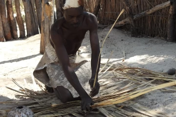 2016 09 Namibia weave mats 007
