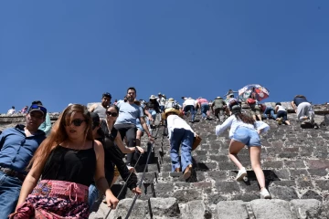 www.waypoints.ch 2019 04 Mexiko 28 touristen