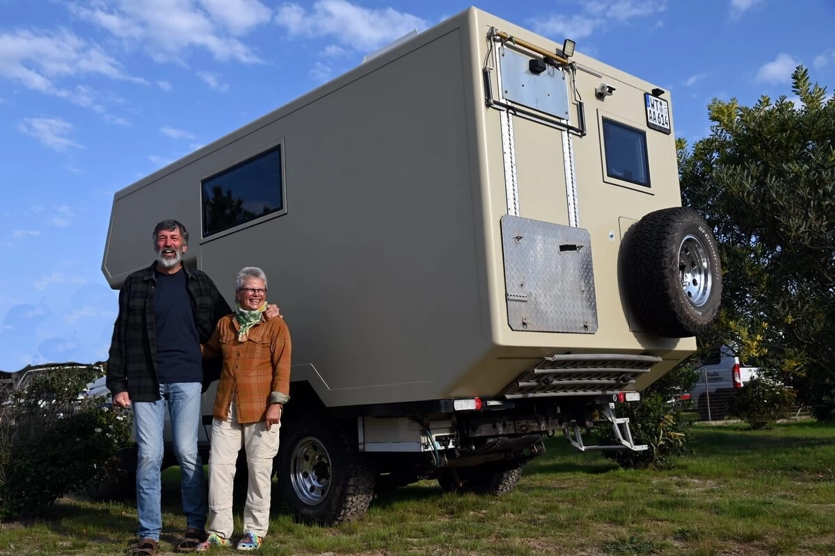 travellers.23 walter and andrea.jpg travellers.23 walter and andrea.jpg