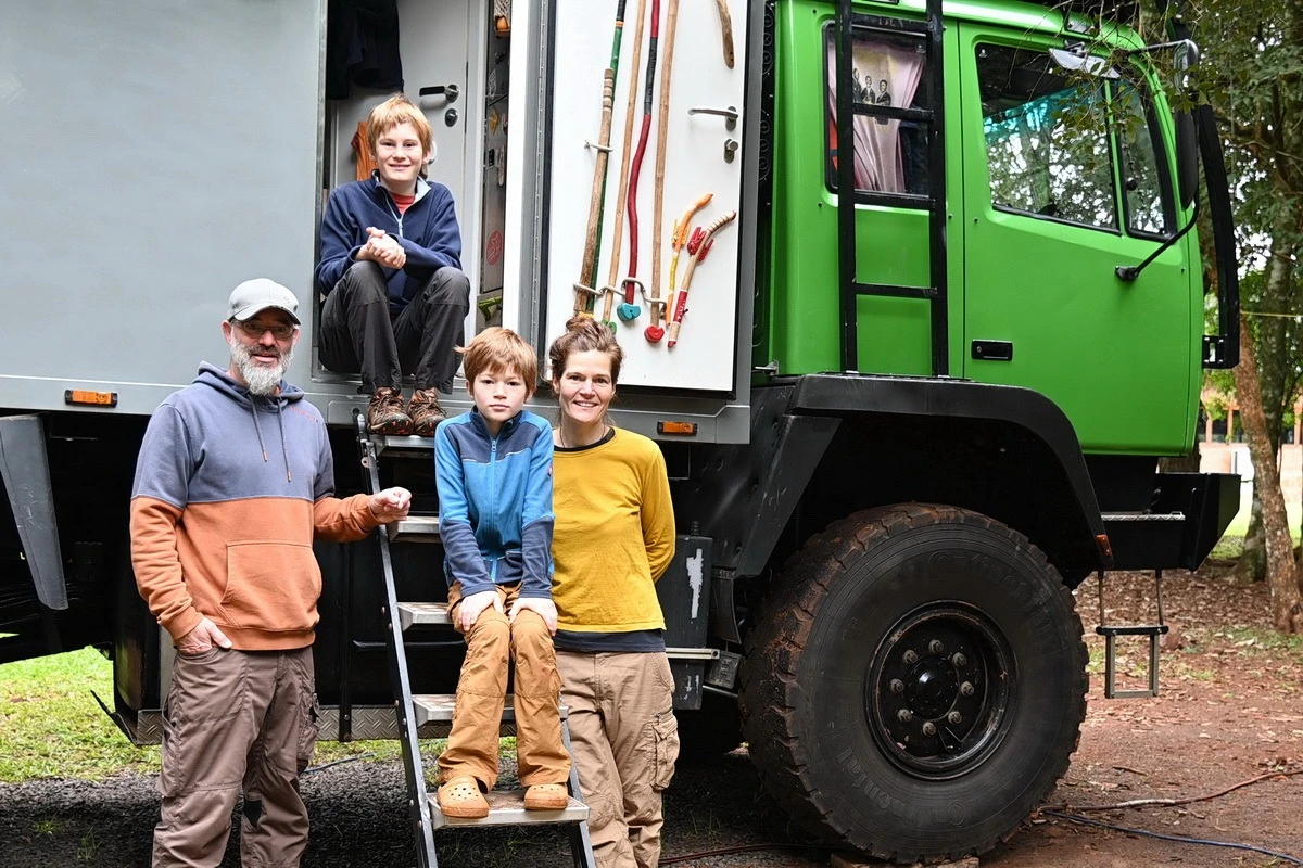 travellers.24 alex jochen paul emil travellers.24 alex jochen paul emil