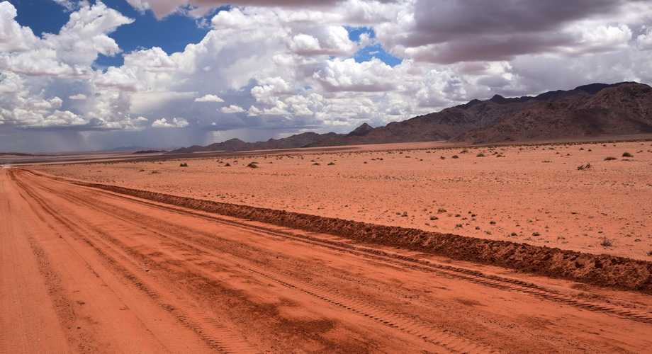 splendid desert track D707