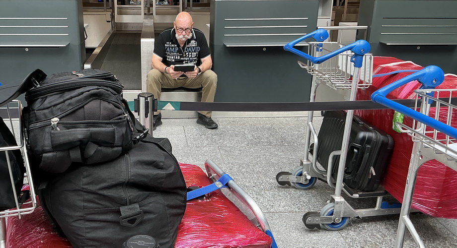 flight Zurich Montevideo